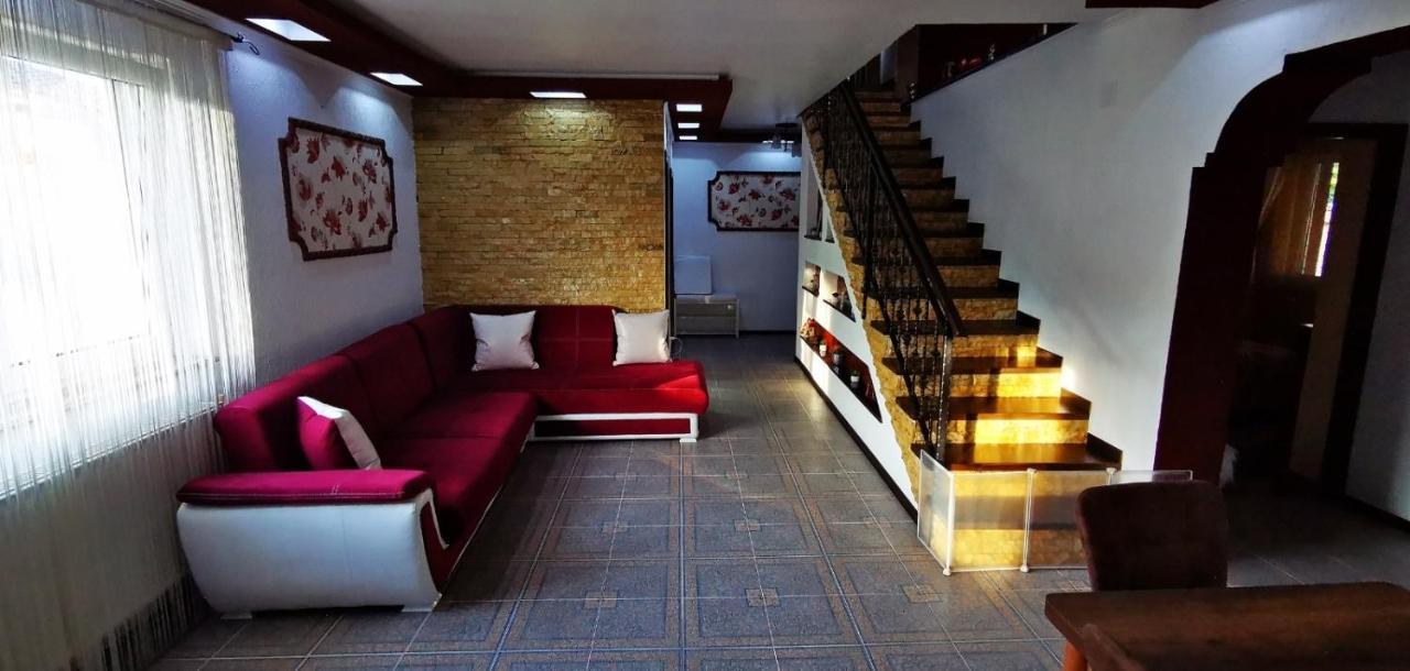 Casa De Vacanta Dalia Si Crina Babadag Zewnętrze zdjęcie